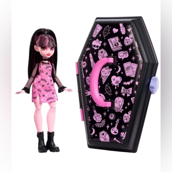 ⚡️NEW⚡️ Monster High Draculaura Doll & Accessories,...